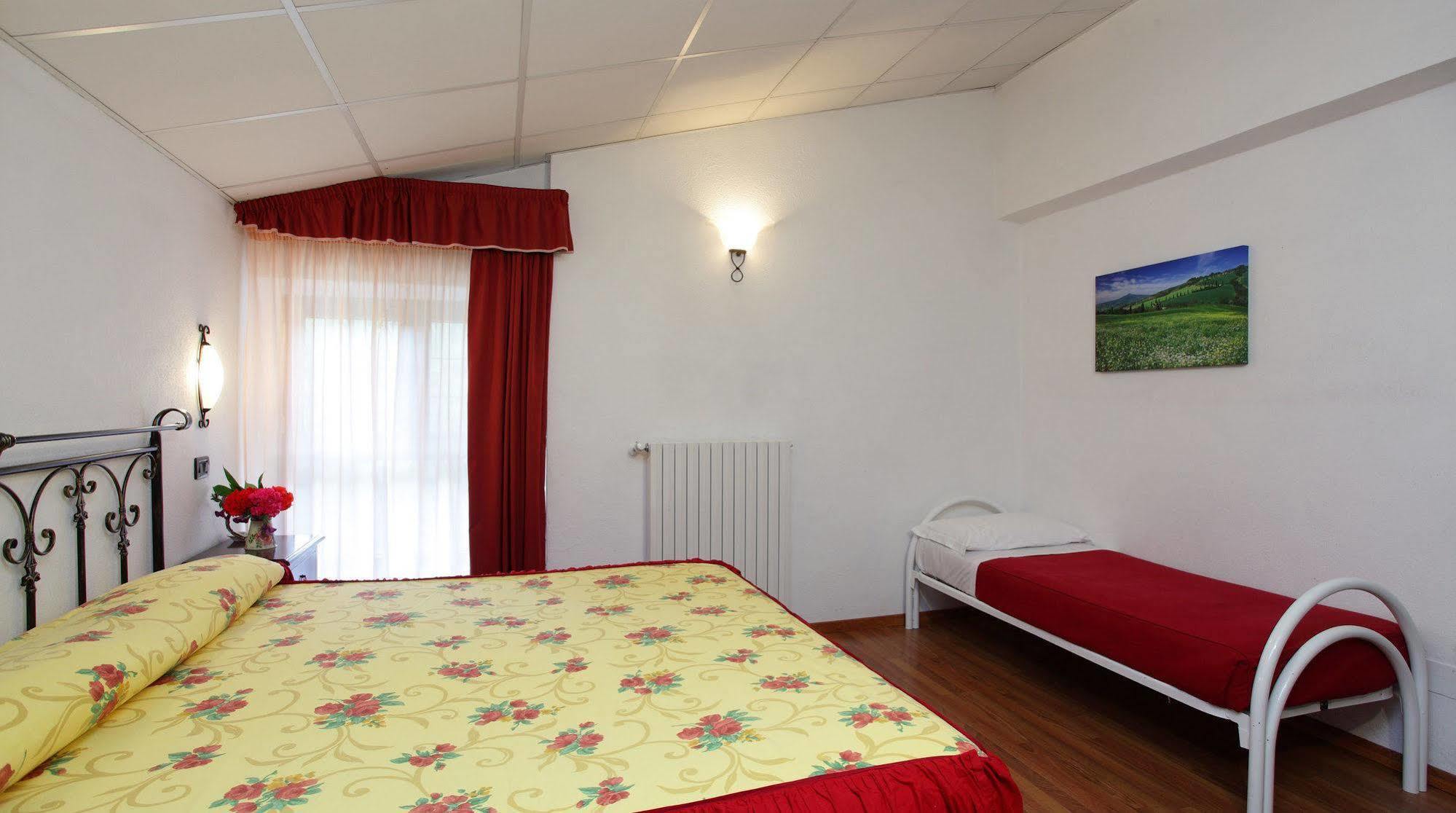 Albergo Le Macinaie - Monte Amiata Castel del Piano  Eksteriør bilde